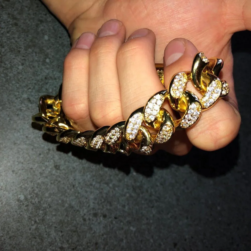 14K GOLD BRACELET! HEAVY!